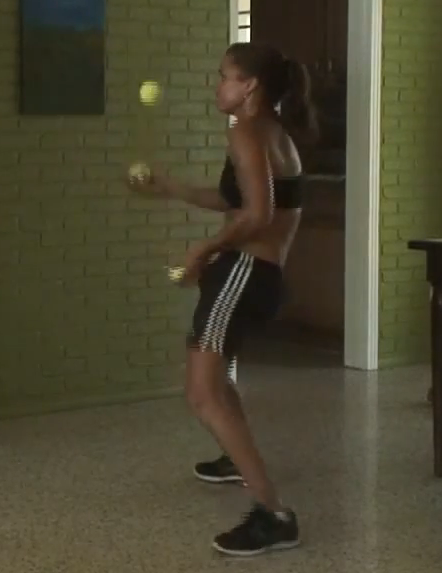 Movin’ & Jugglin’ to Rihanna